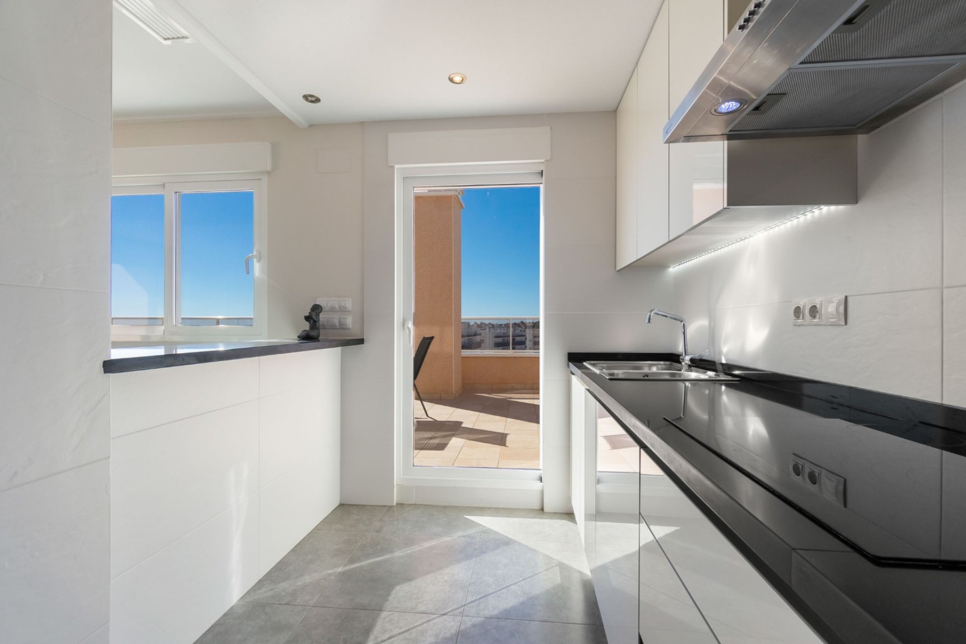 Resale - Apartment -
Orihuela Costa - Villamartín