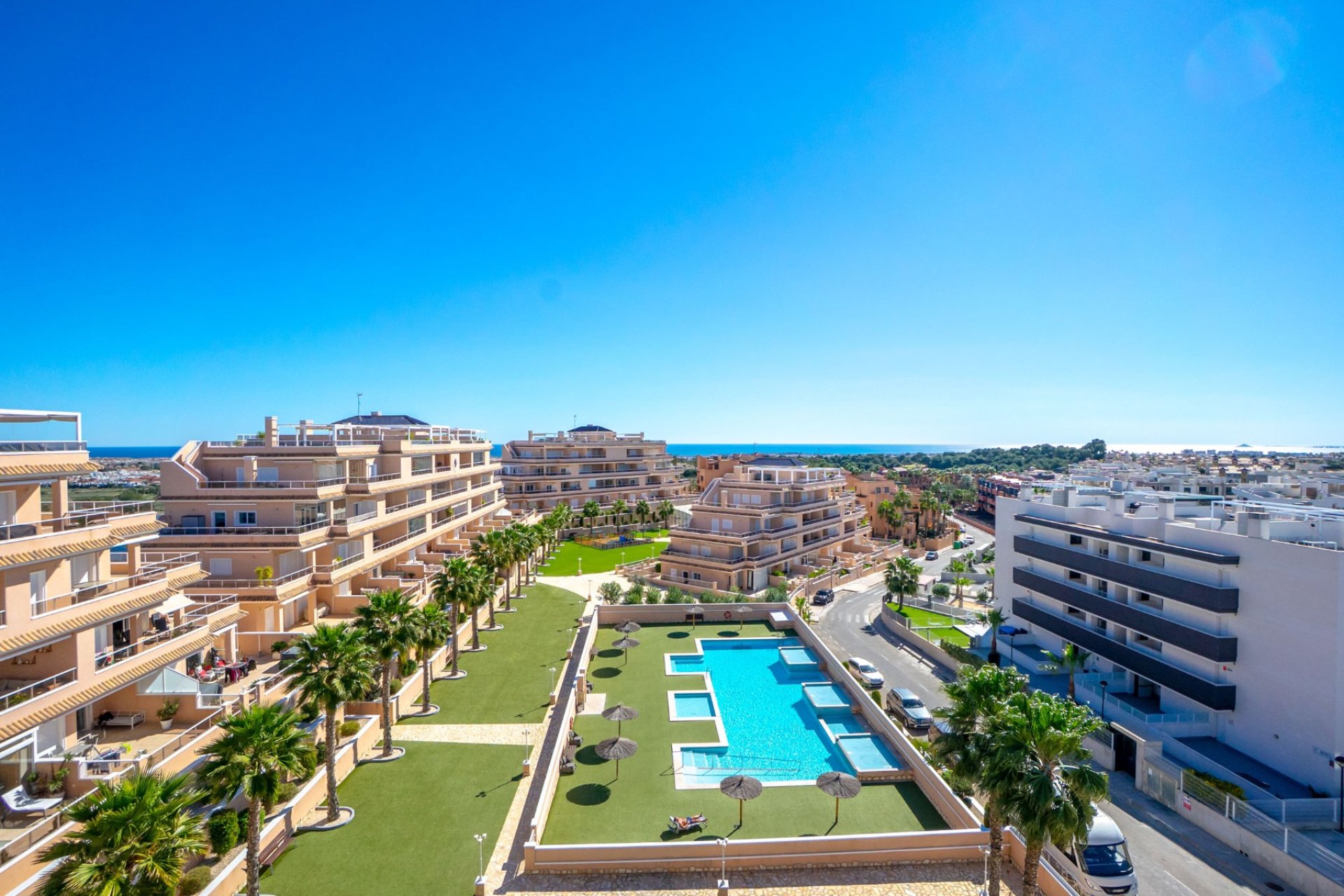 Resale - Apartment -
Orihuela Costa - Villamartín