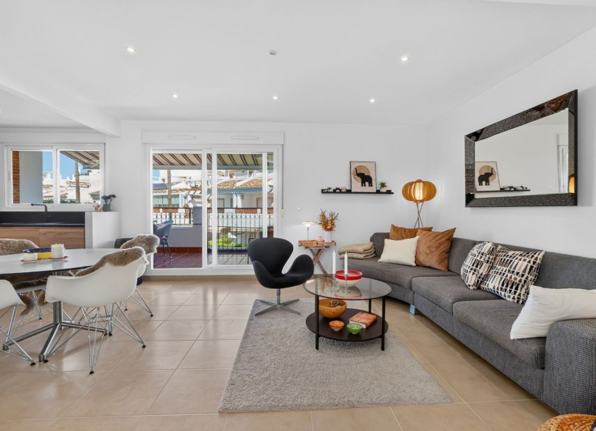 Resale - Apartment -
Orihuela Costa - Villamartín