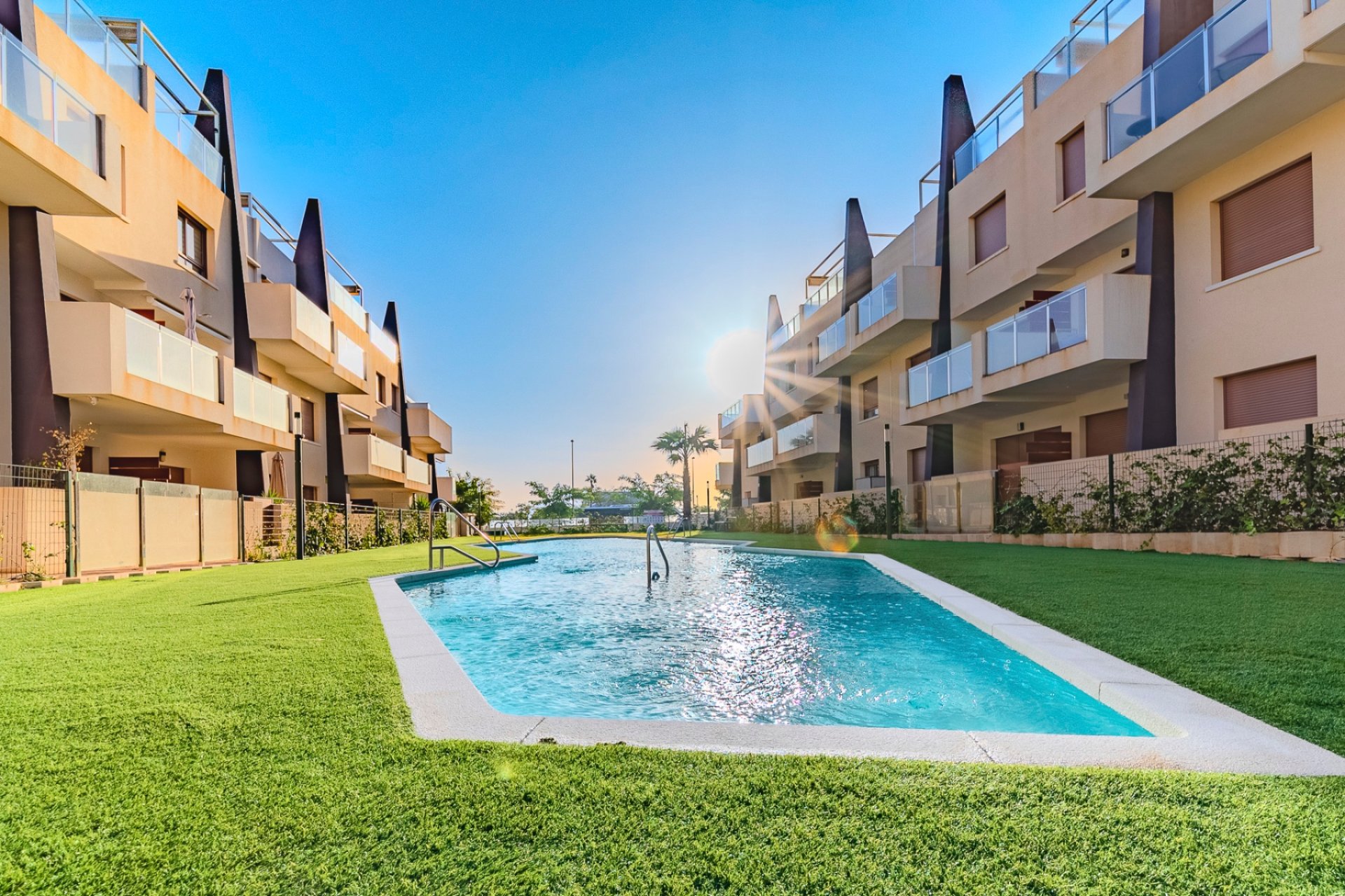 Resale - Apartment -
Pilar de la Horadada - Mil Palmeras