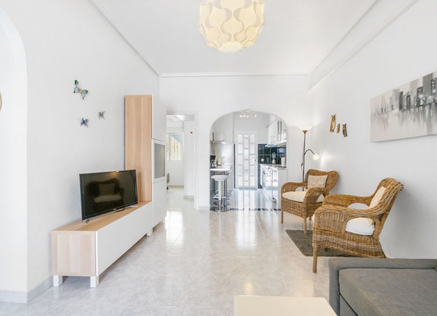 Resale - Townhouse -
Ciudad Quesada