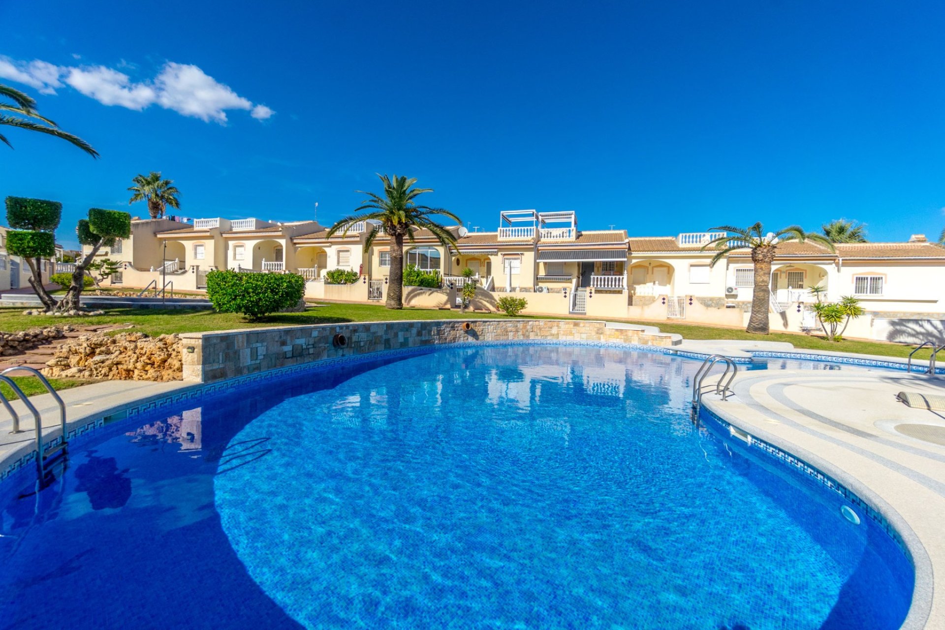 Resale - Townhouse -
Ciudad Quesada