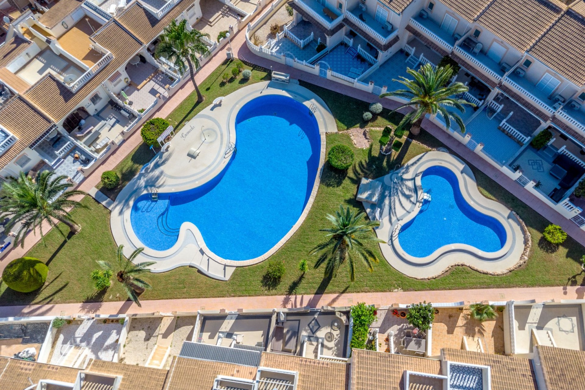 Resale - Townhouse -
Ciudad Quesada