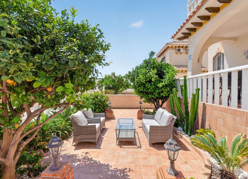 Resale - Townhouse -
Orihuela Costa - Lomas De Cabo Roig