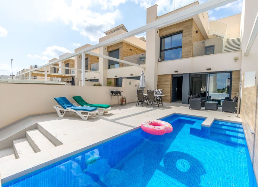 Resale - Townhouse -
Rojales