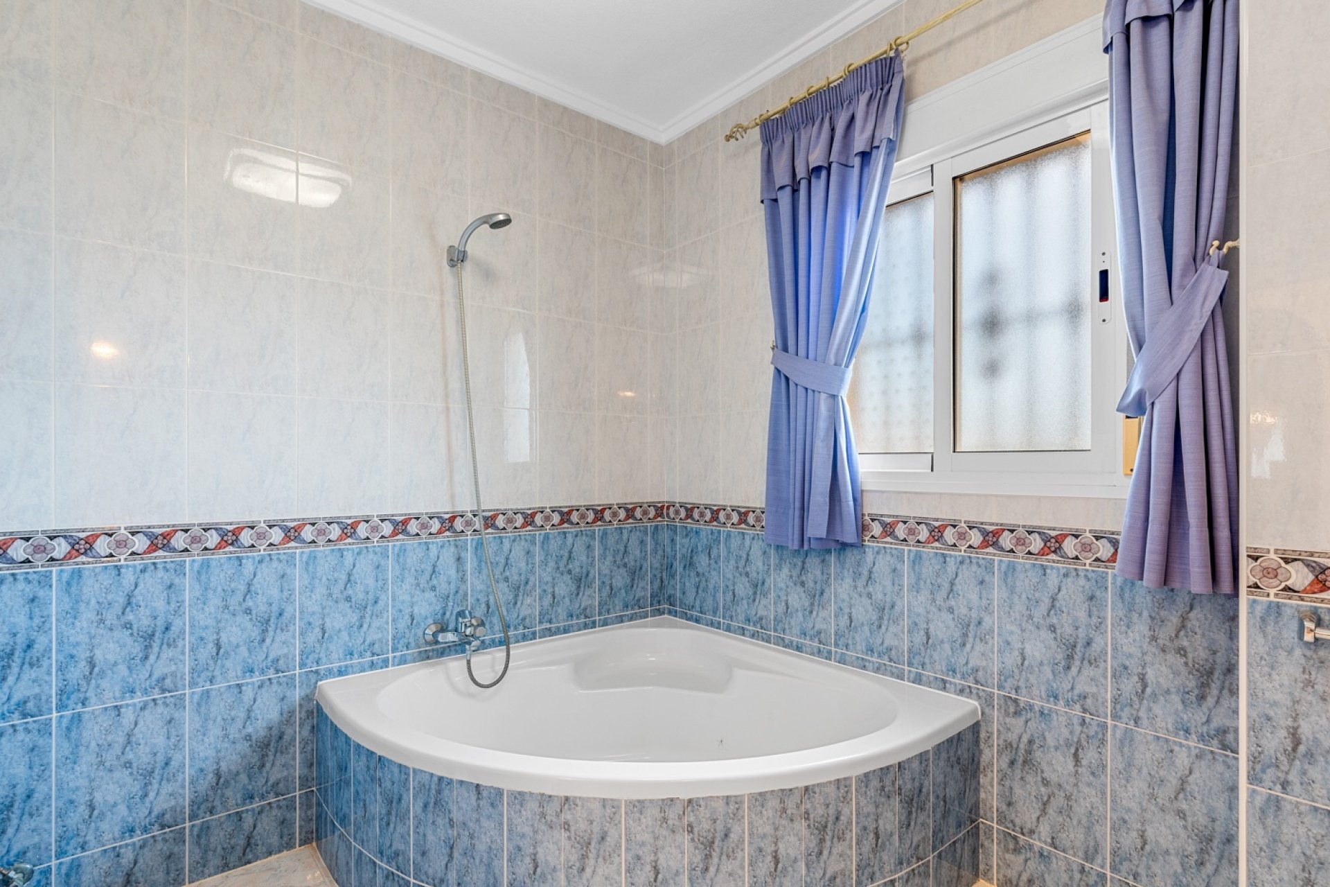 Resale - Villa -
Ciudad Quesada