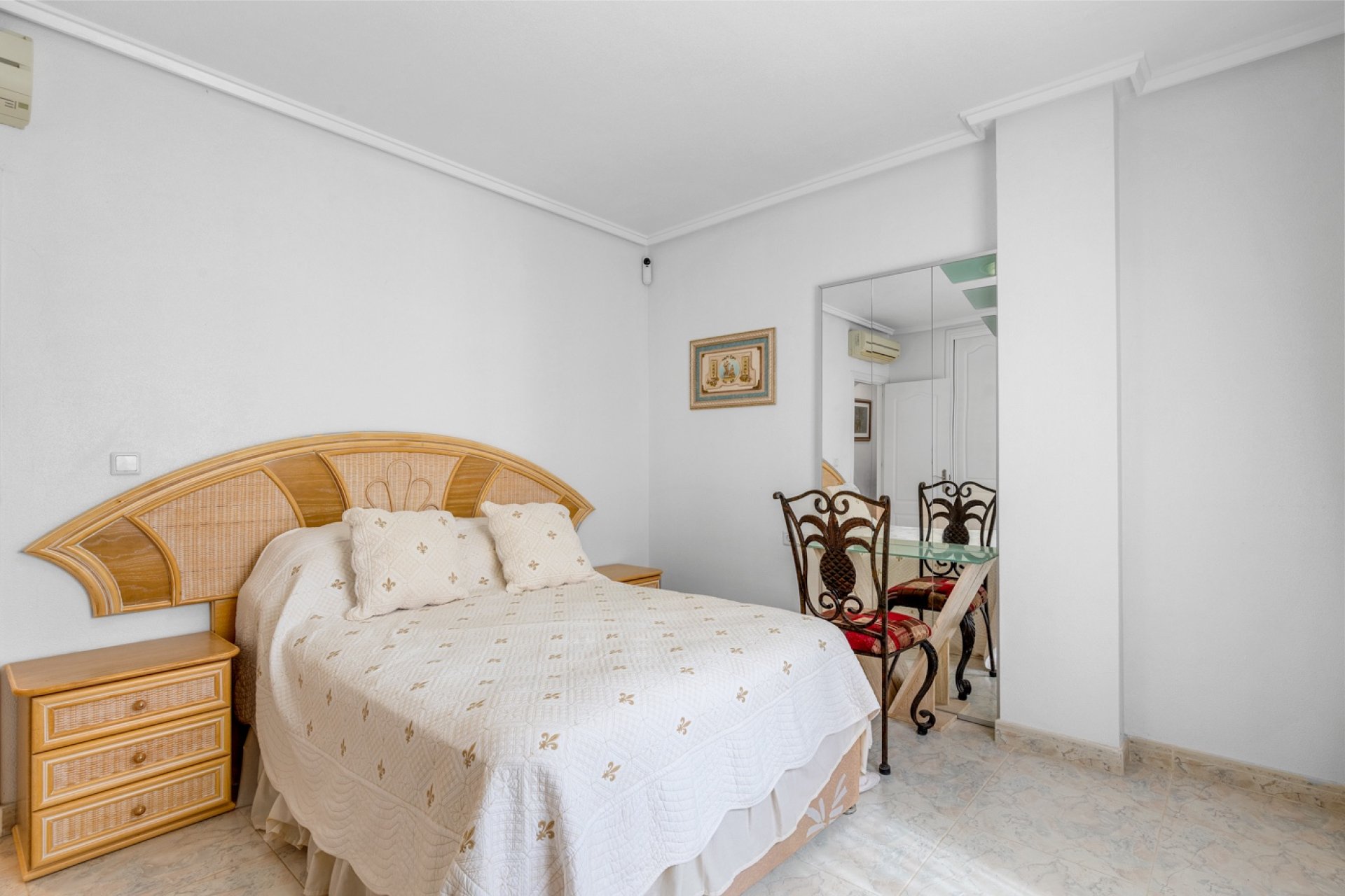 Resale - Villa -
Ciudad Quesada