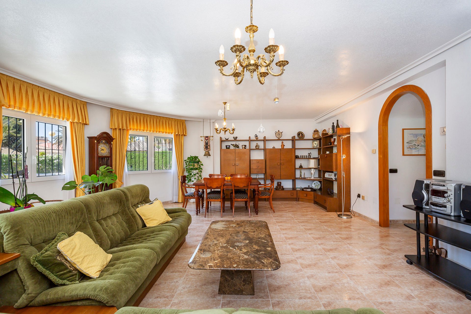Resale - Villa -
Orihuela Costa - Cabo Roig