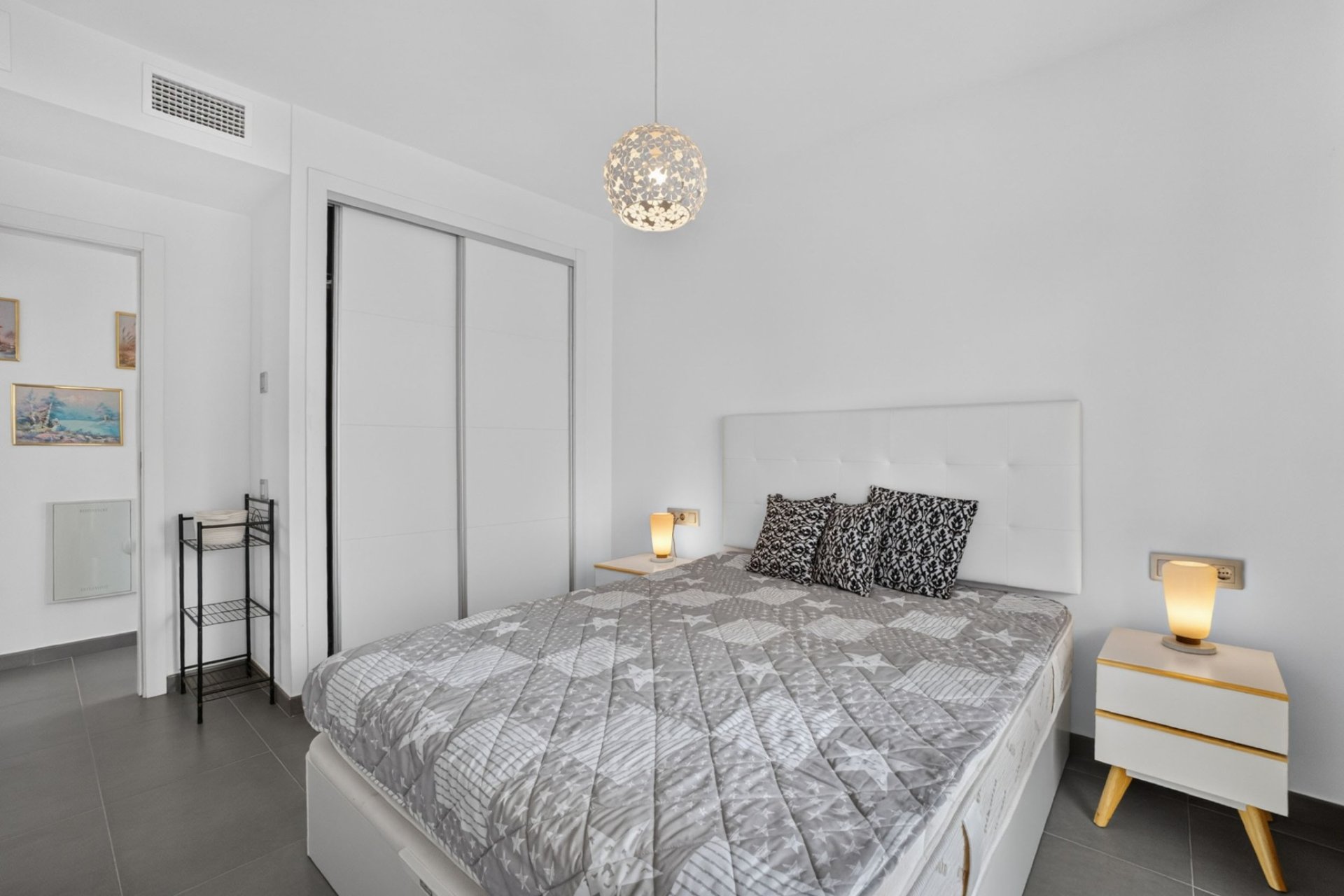 Resale - Villa -
Orihuela Costa - Orihuela