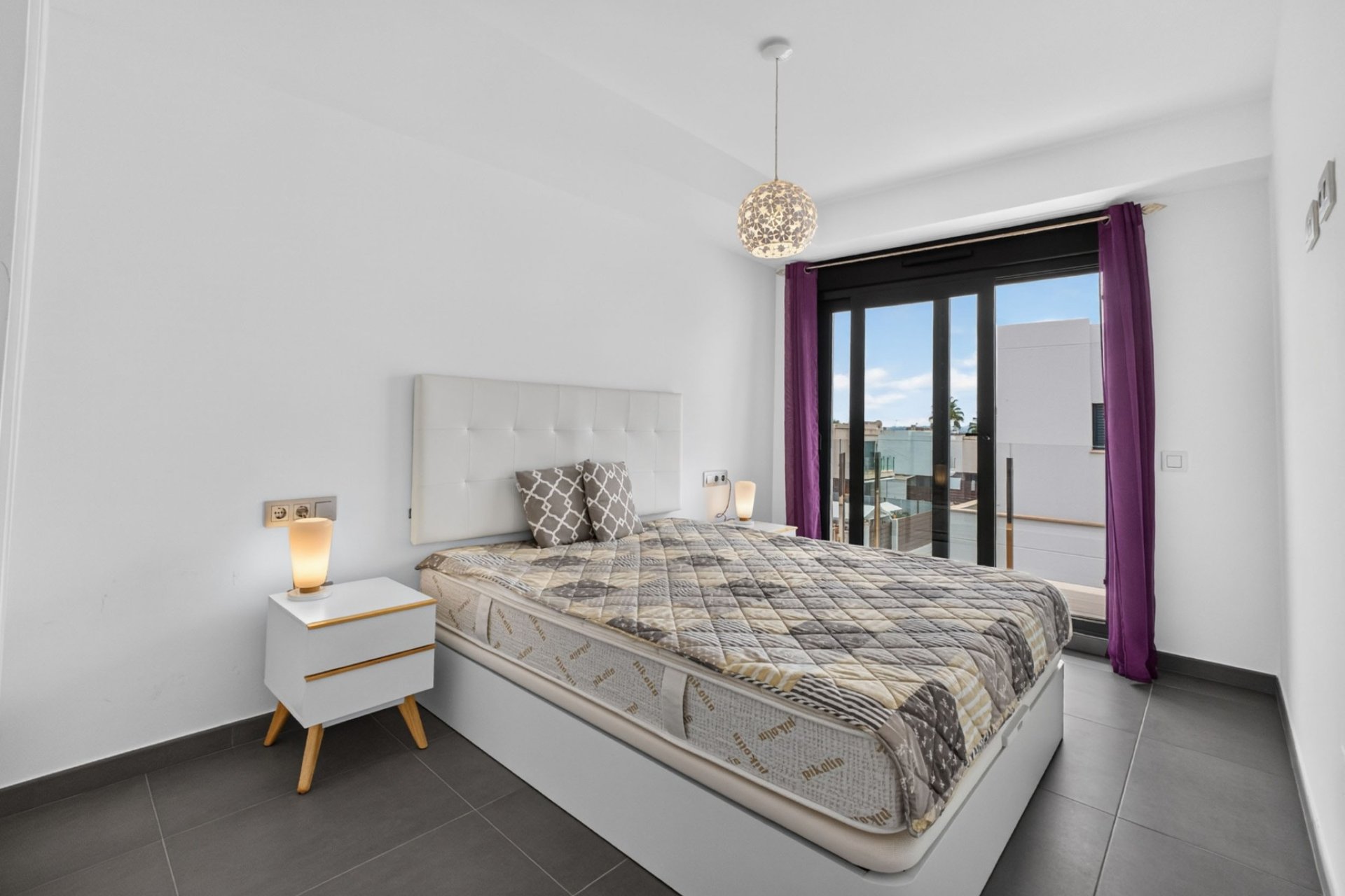 Resale - Villa -
Orihuela Costa - Orihuela