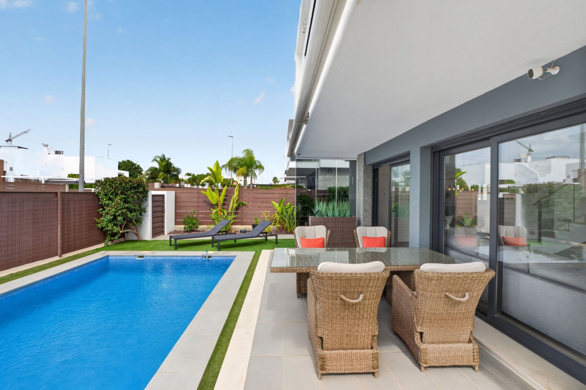 Resale - Villa -
Orihuela Costa - Orihuela