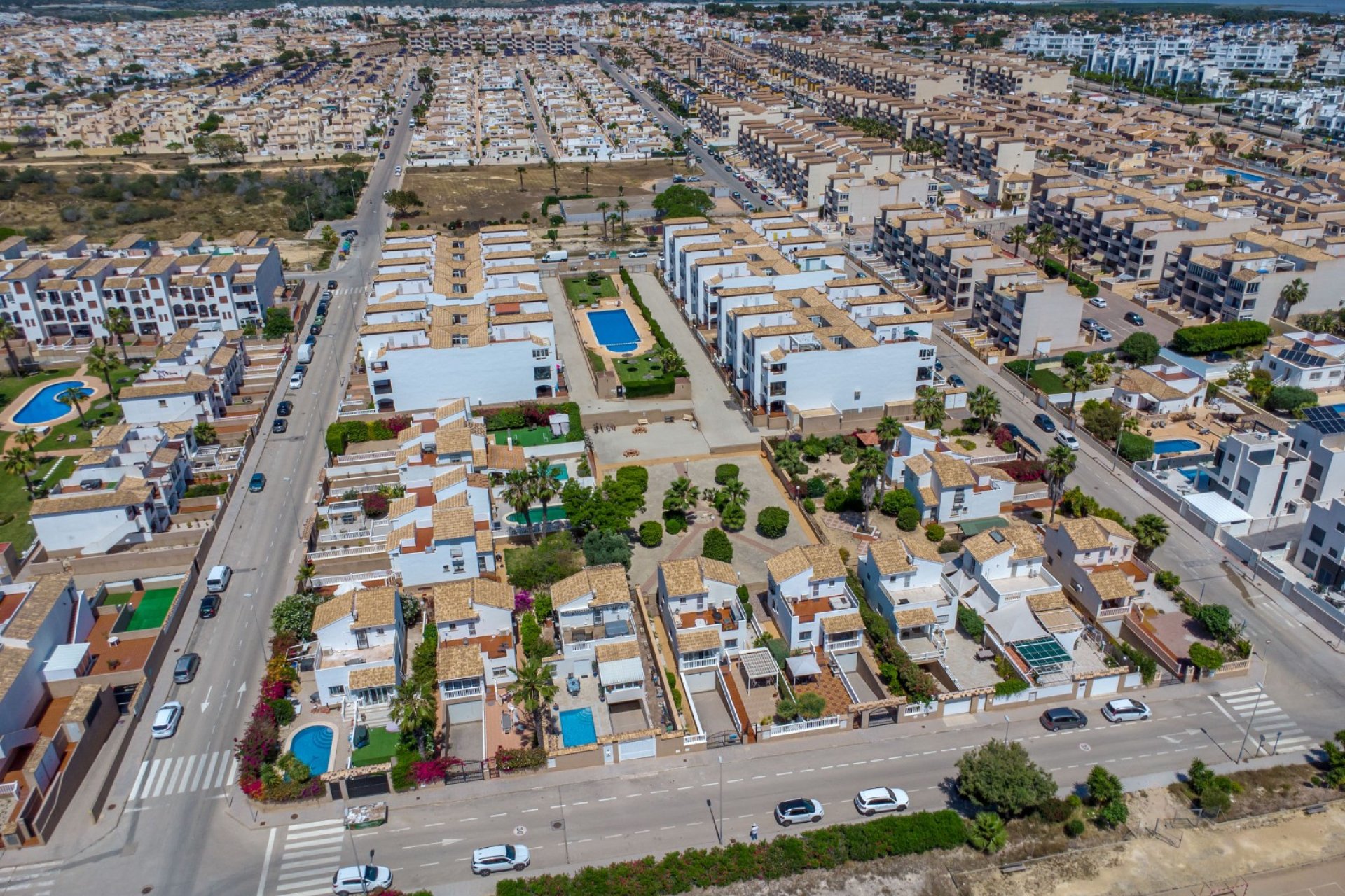 Resale - Villa -
Orihuela Costa - Punta Prima