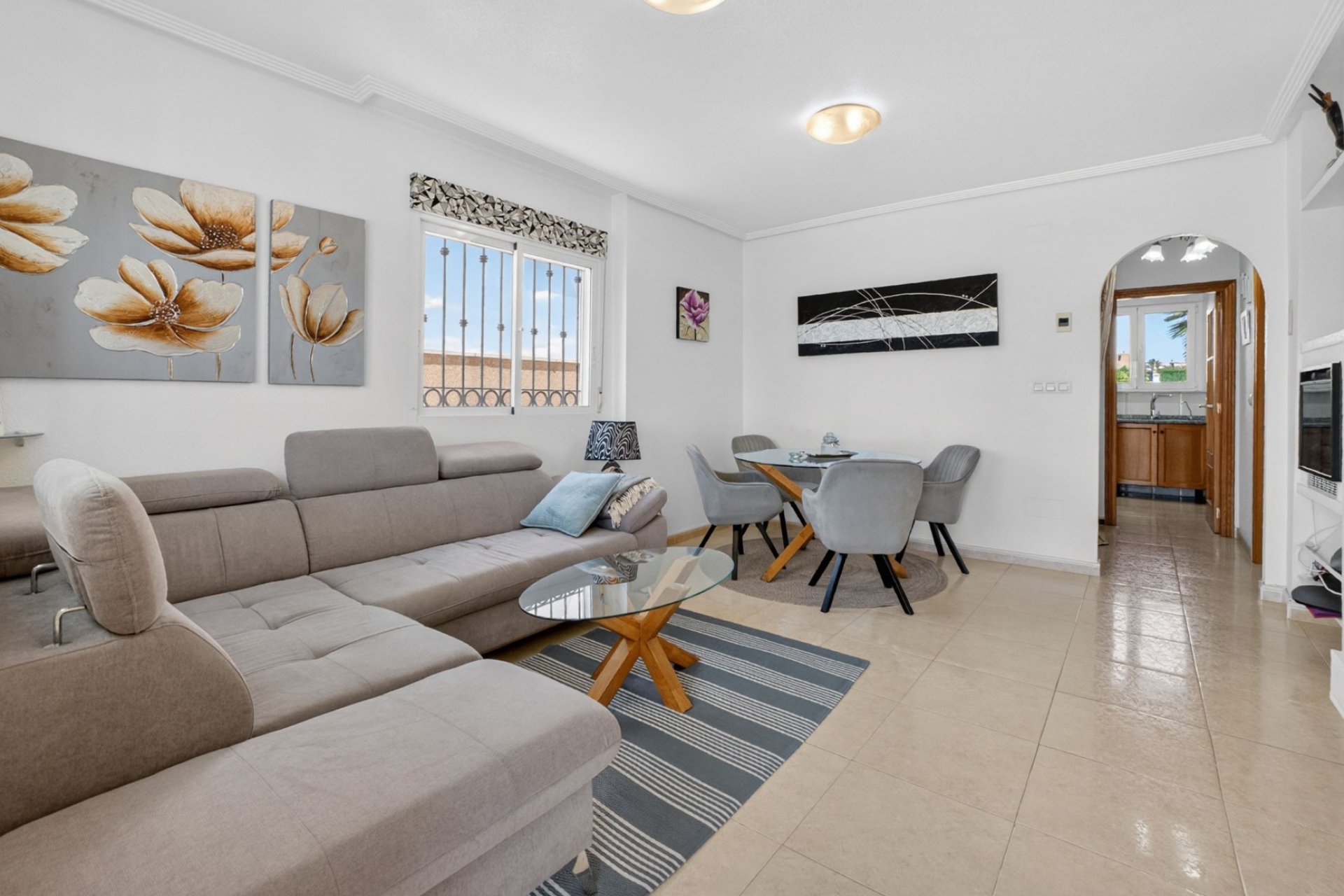 Resale - Villa -
Orihuela Costa - Punta Prima