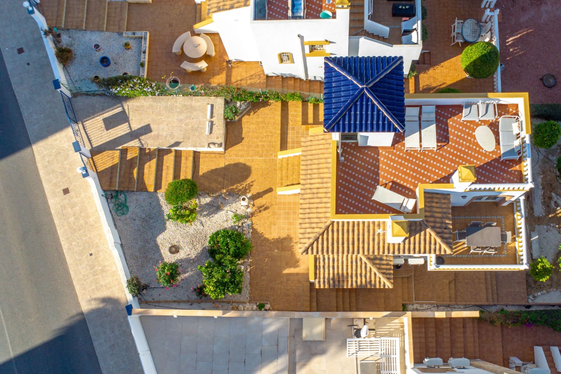 Resale - Villa -
Orihuela Costa - Villamartín