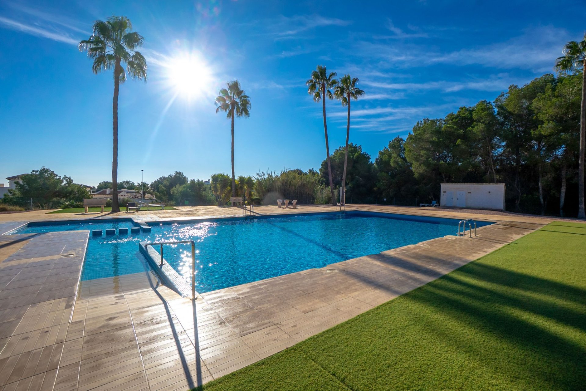 Resale - Villa -
Villamartín