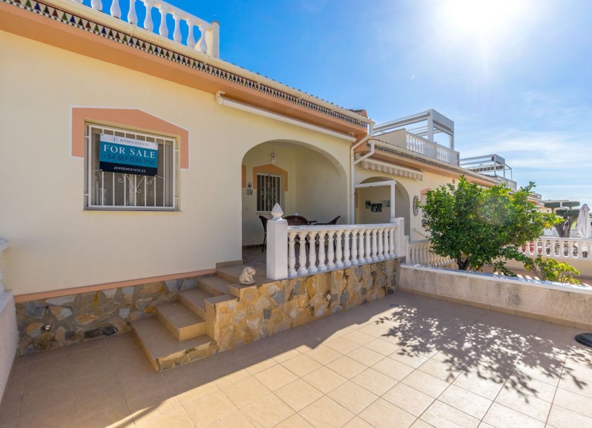 Reventa - Adosado -
Ciudad Quesada