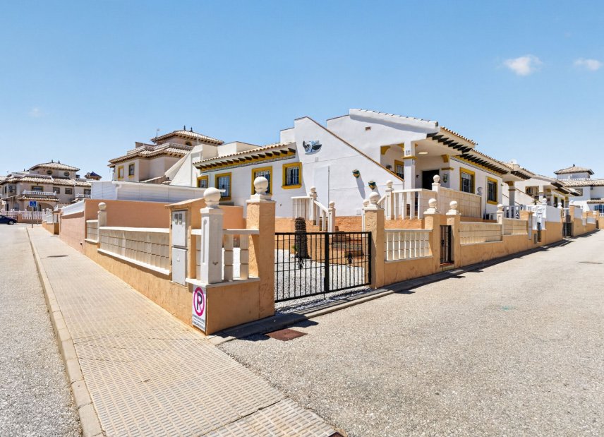 Reventa - Adosado -
Orihuela Costa - Lomas De Cabo Roig