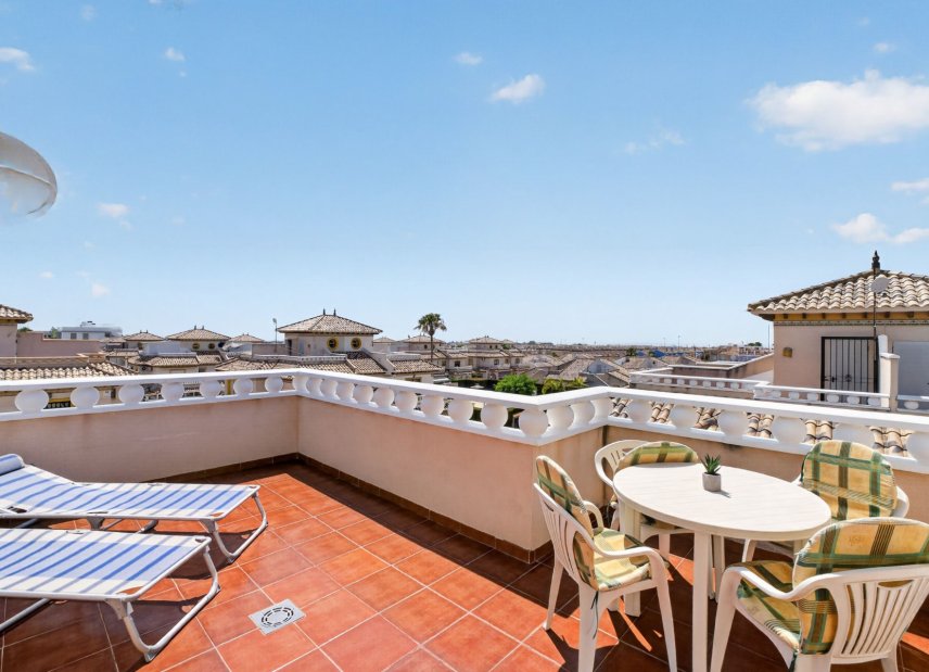 Reventa - Adosado -
Orihuela Costa - Lomas De Cabo Roig