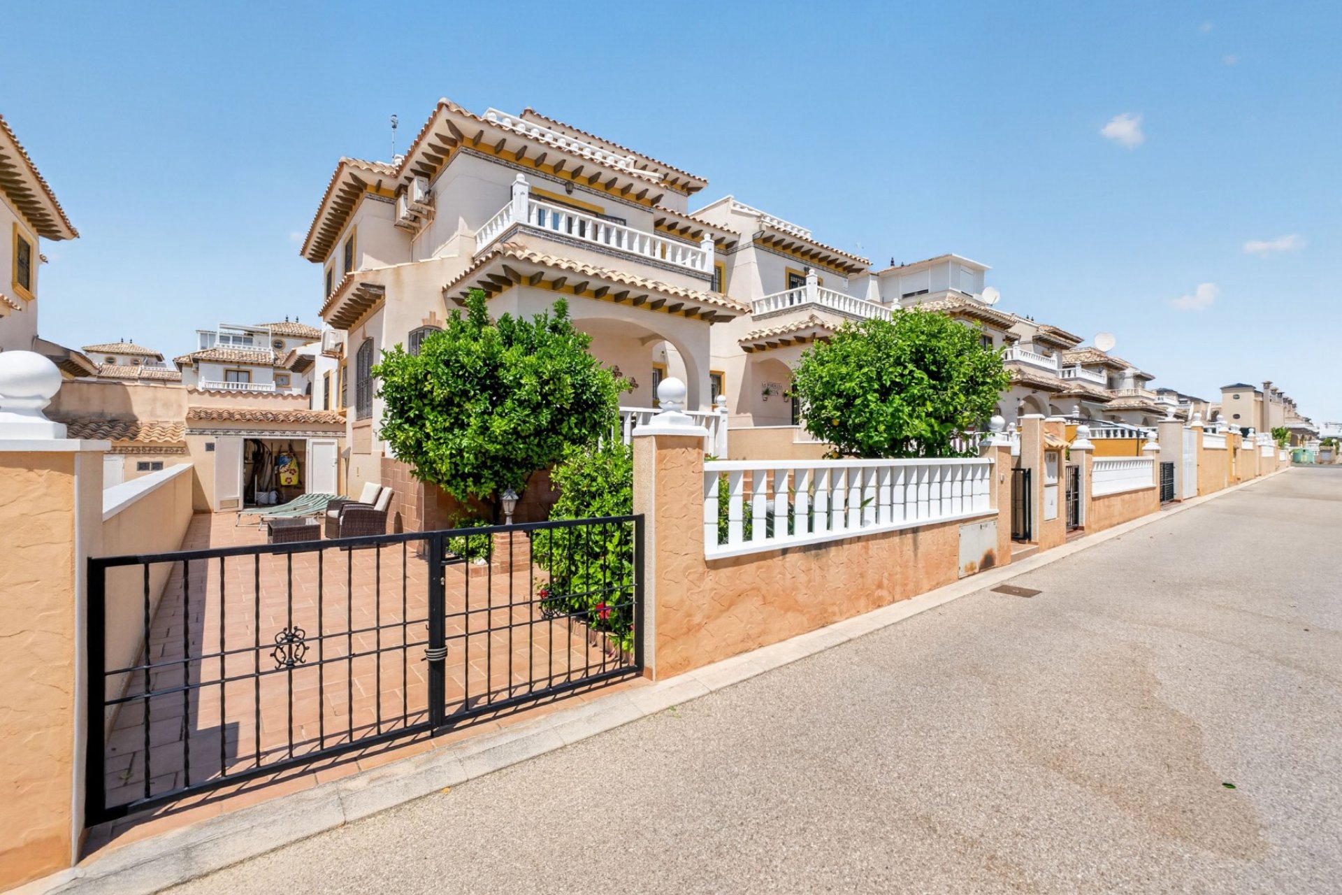 Reventa - Adosado -
Orihuela Costa - Lomas De Cabo Roig