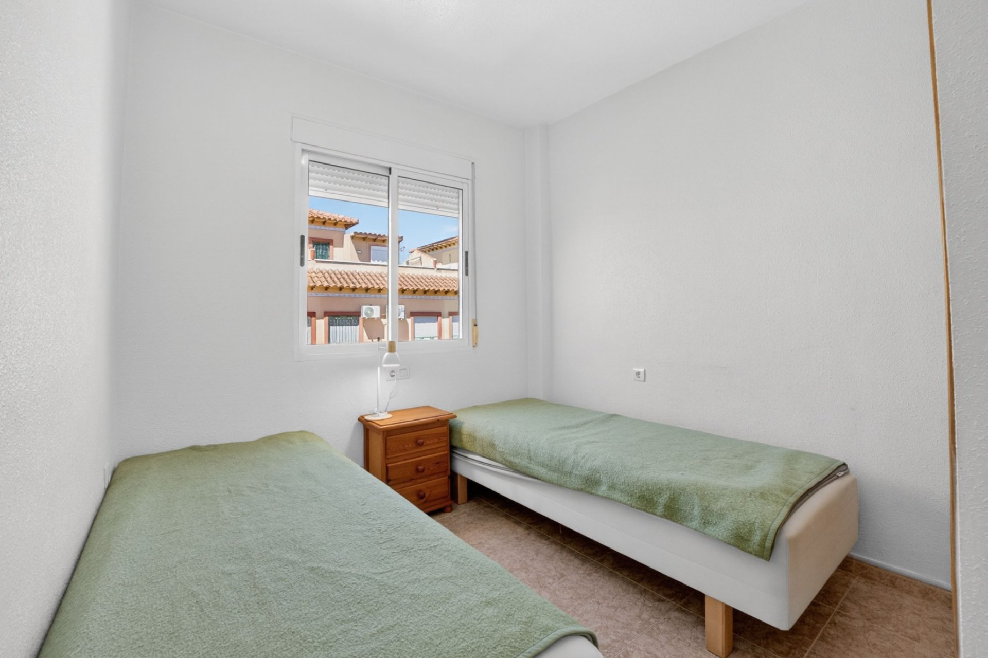 Reventa - Adosado -
Torrevieja