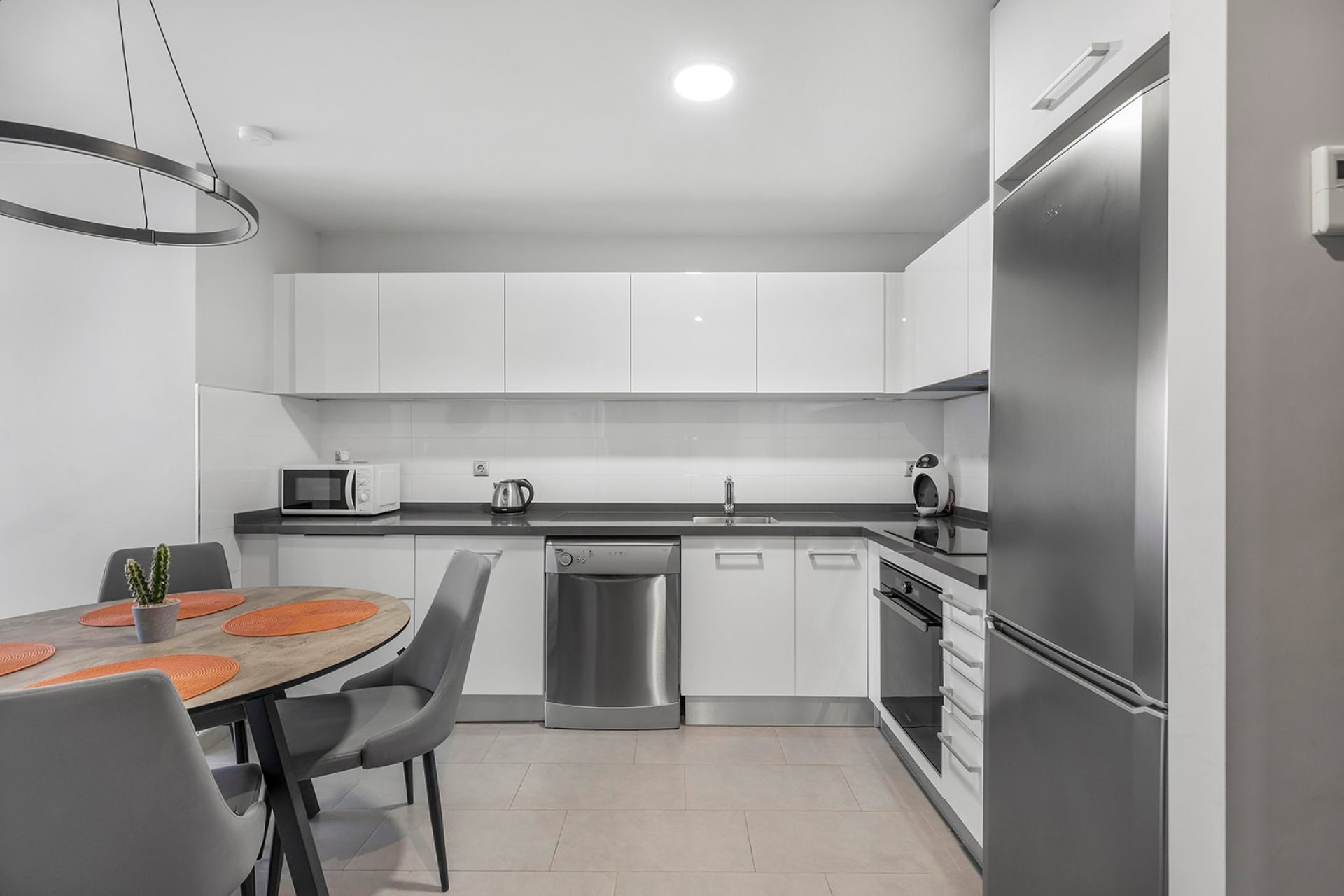 Reventa - Apartamento -
La Mata - Playa