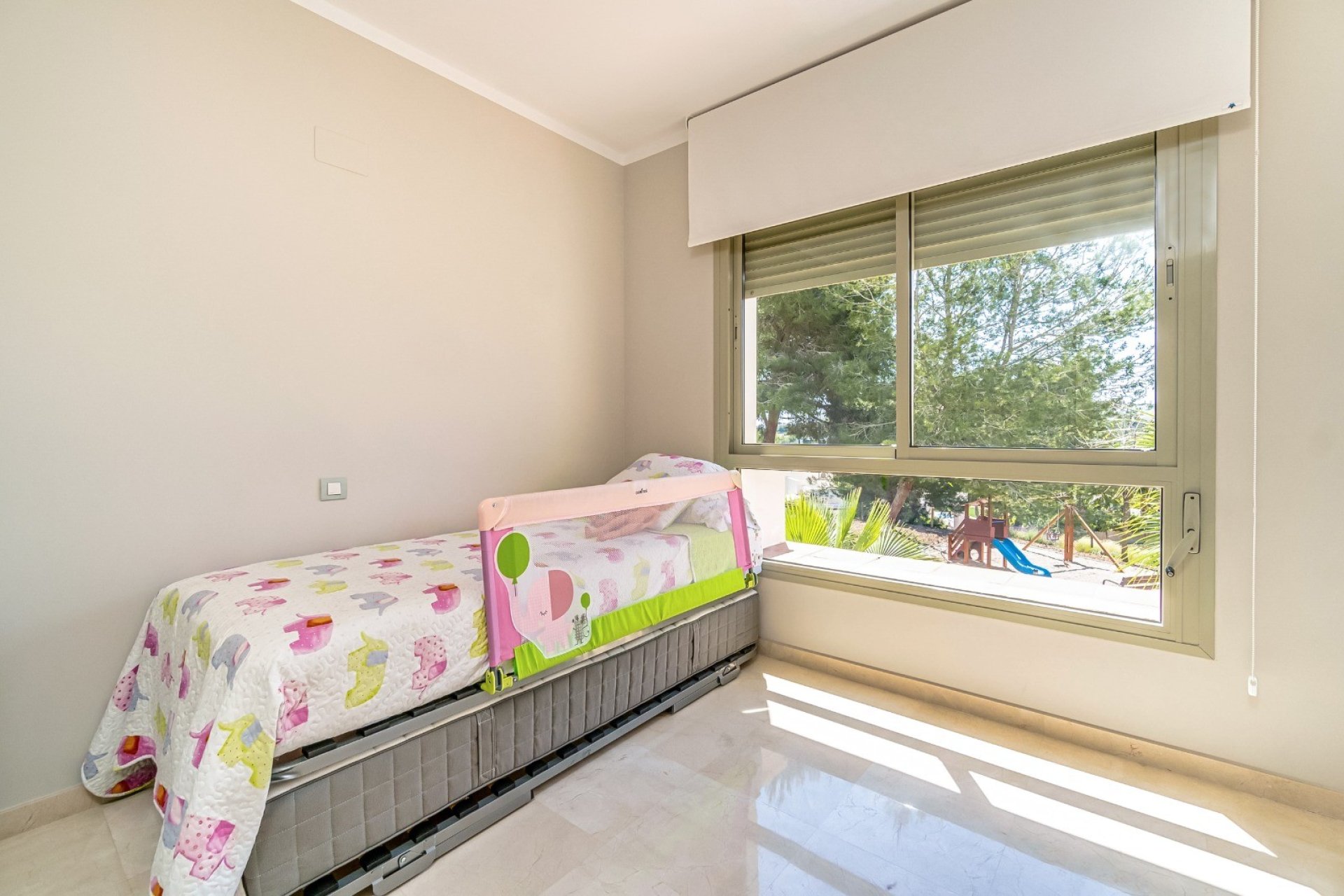 Reventa - Apartamento -
Orihuela Costa - Las Colinas Golf Resort
