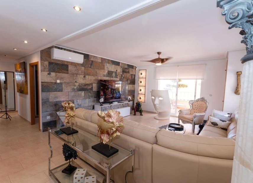 Reventa - Apartamento -
Orihuela Costa - Los Dolses