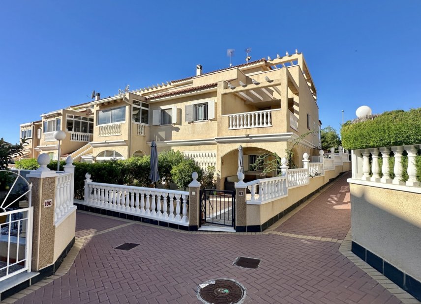 Reventa - Apartamento -
Orihuela Costa - Playa Flamenca