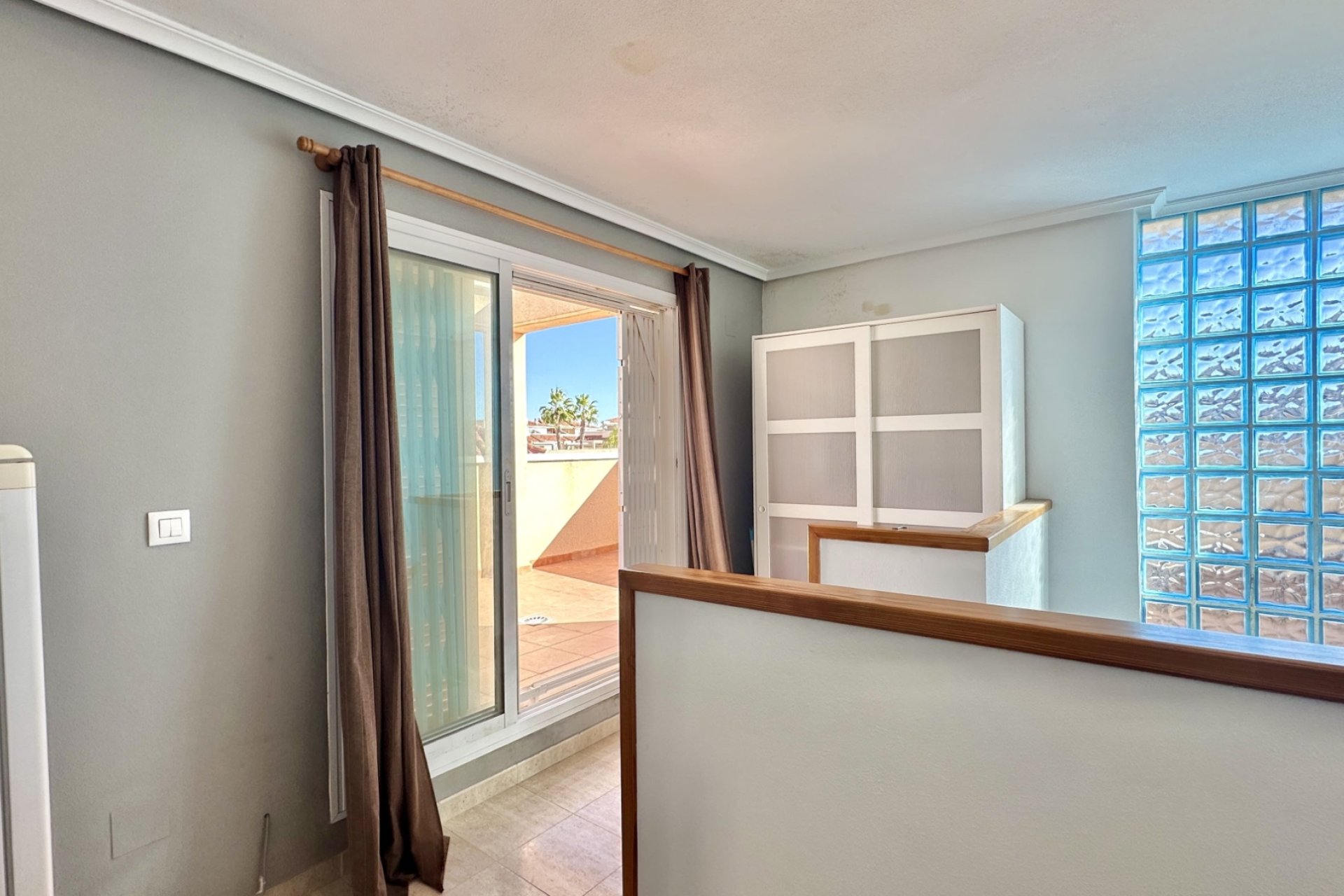 Reventa - Apartamento -
Orihuela Costa - Playa Flamenca