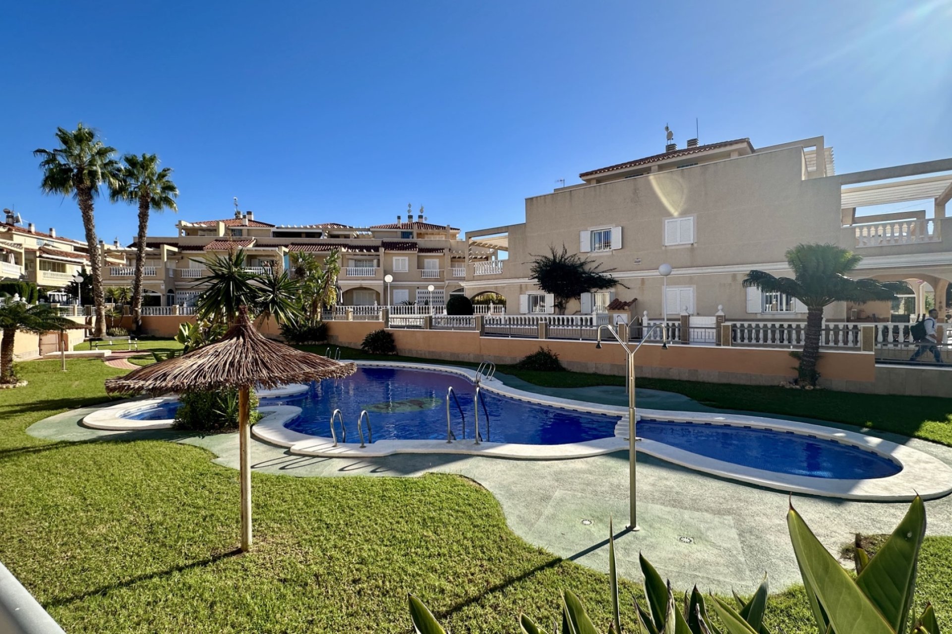 Reventa - Apartamento -
Orihuela Costa - Playa Flamenca