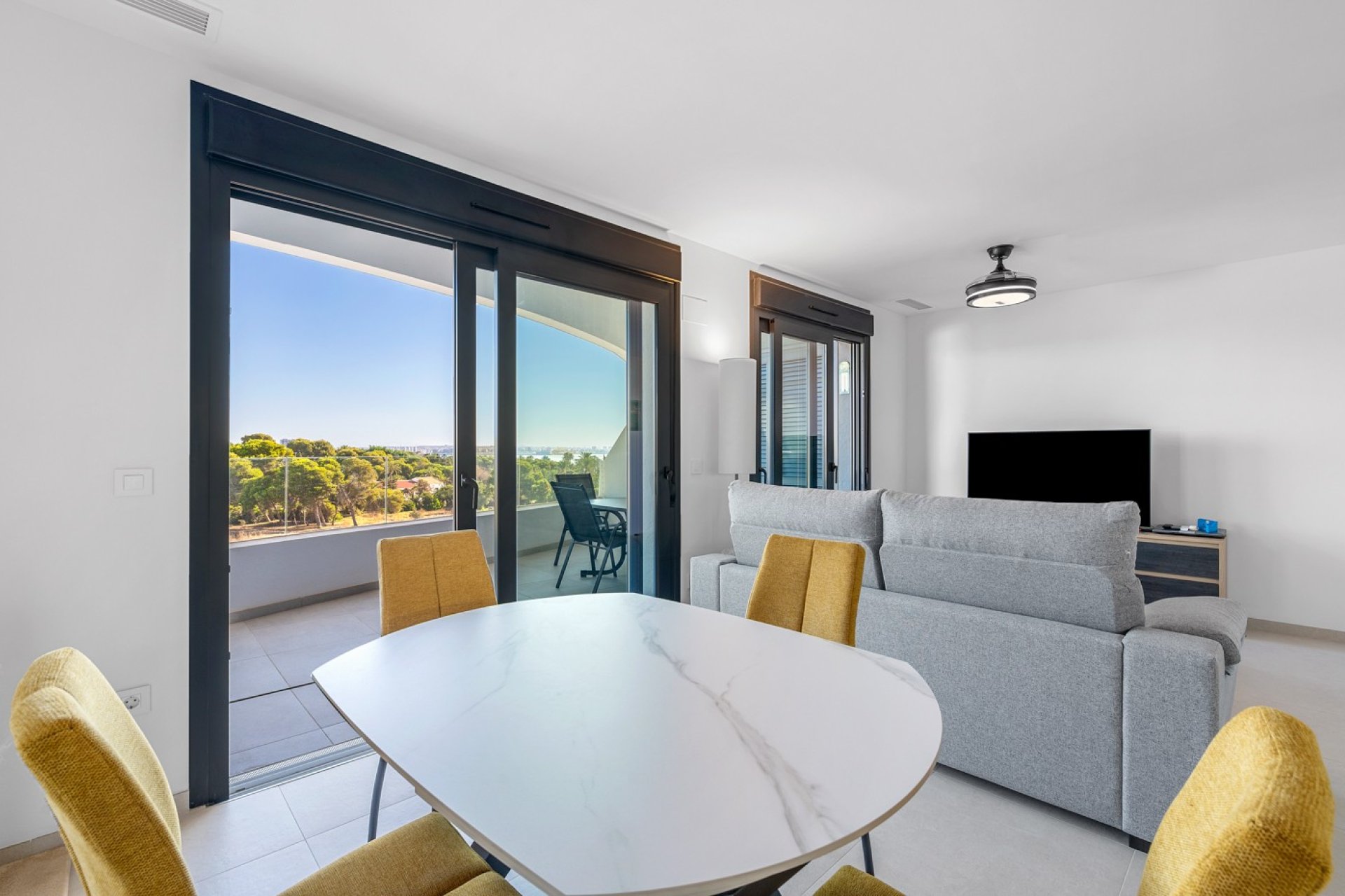 Reventa - Apartamento -
Orihuela Costa - Punta Prima