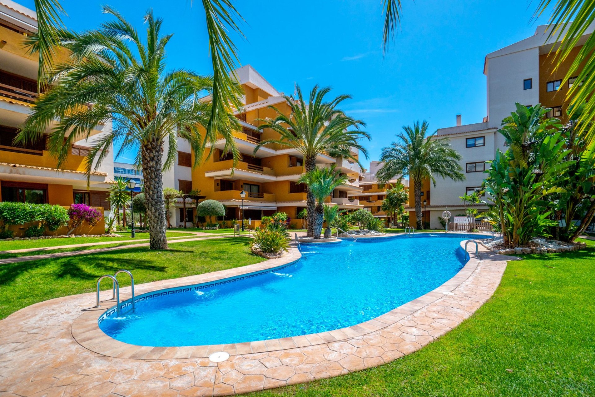 Reventa - Apartamento -
Orihuela Costa - Punta Prima