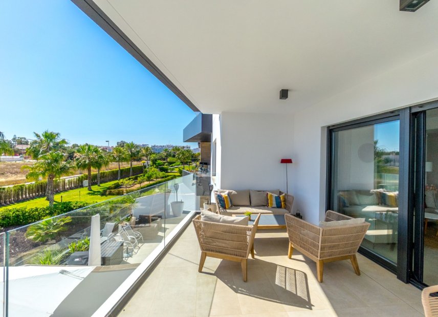 Reventa - Apartamento -
Orihuela Costa - Villamartín