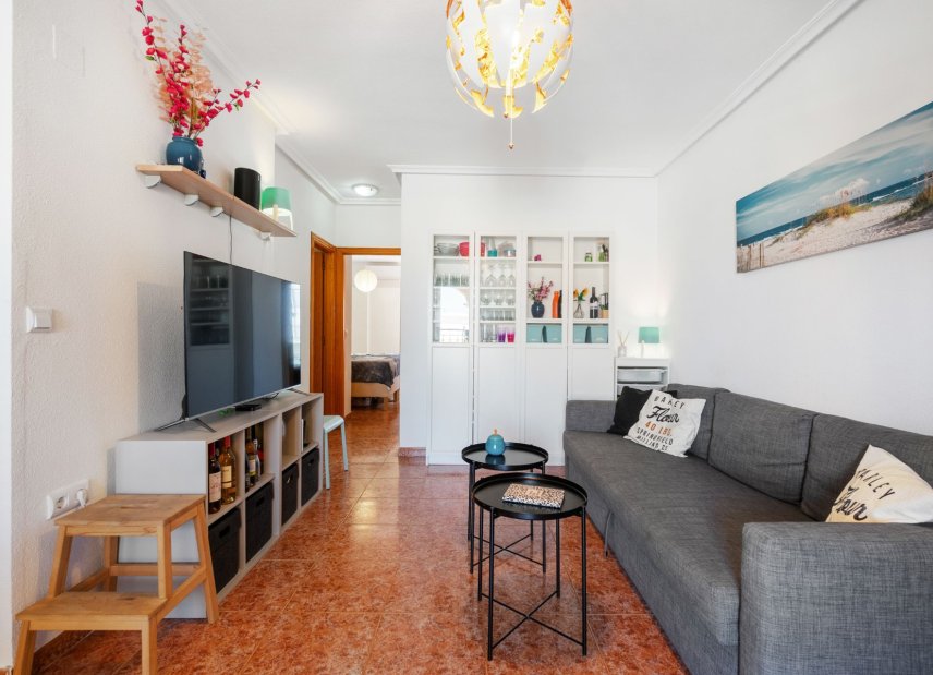 Reventa - Apartamento -
Orihuela Costa