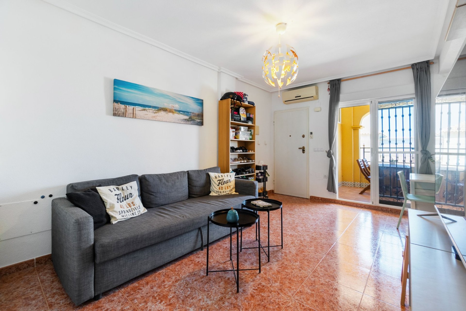 Reventa - Apartamento -
Orihuela Costa