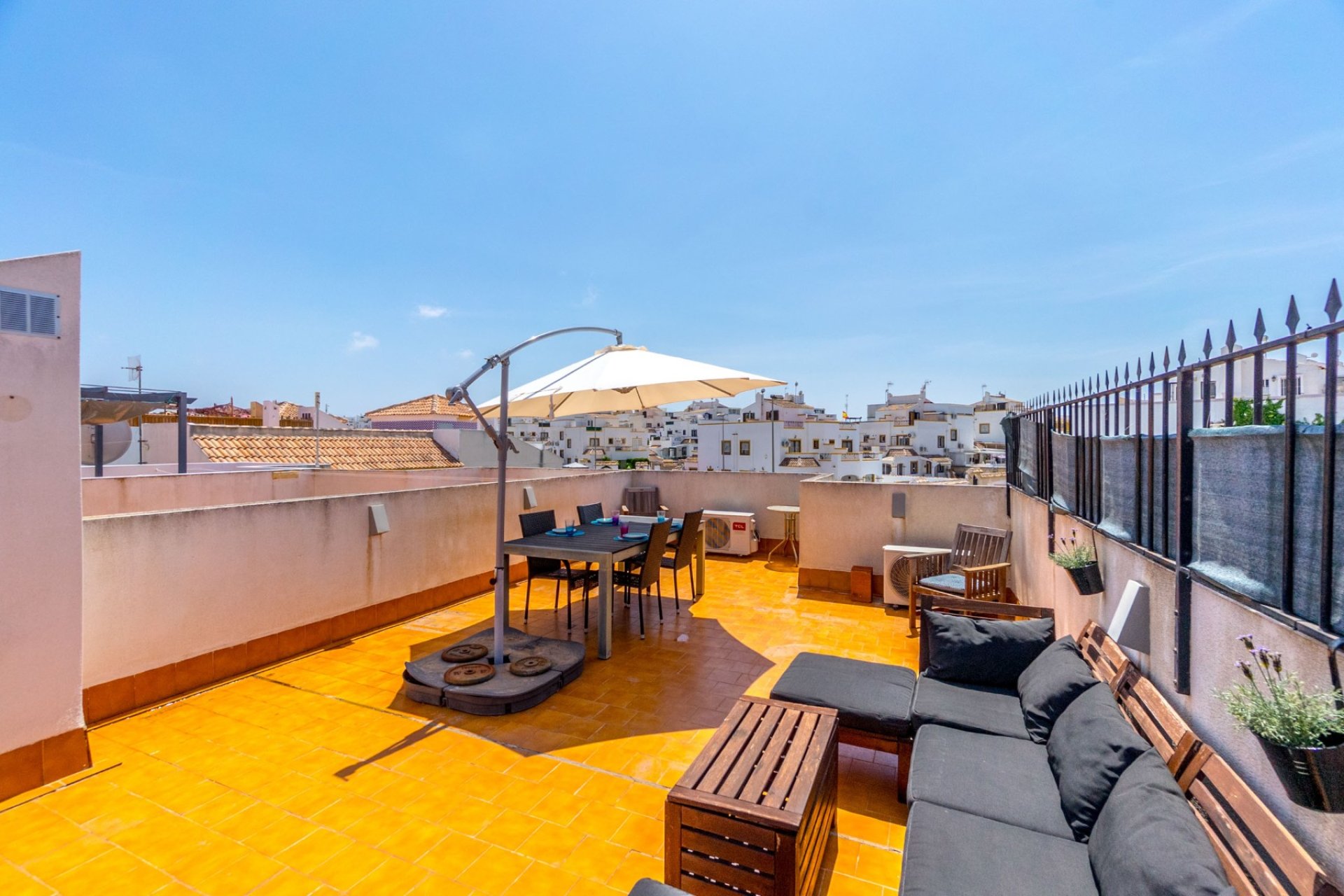 Reventa - Apartamento -
Orihuela Costa