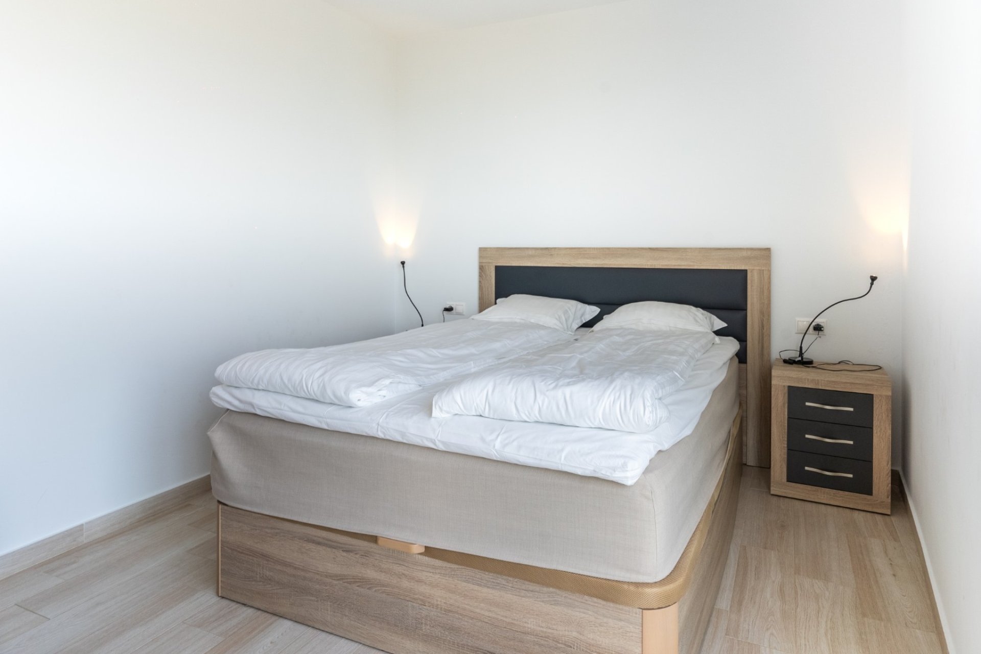 Reventa - Apartamento -
Torrevieja - La Mata
