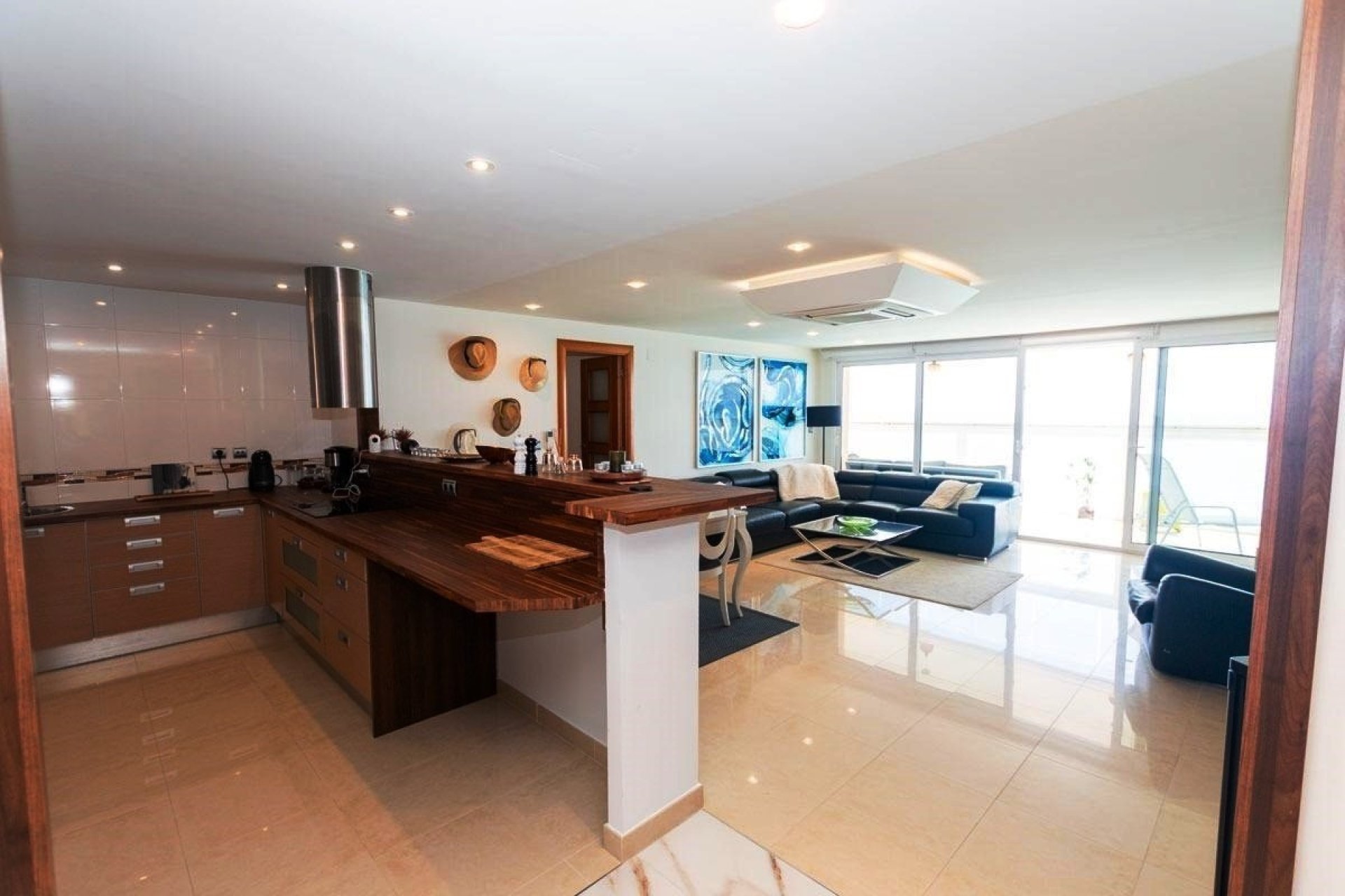 Reventa - Apartamento -
Torrevieja - Playa Del Cura