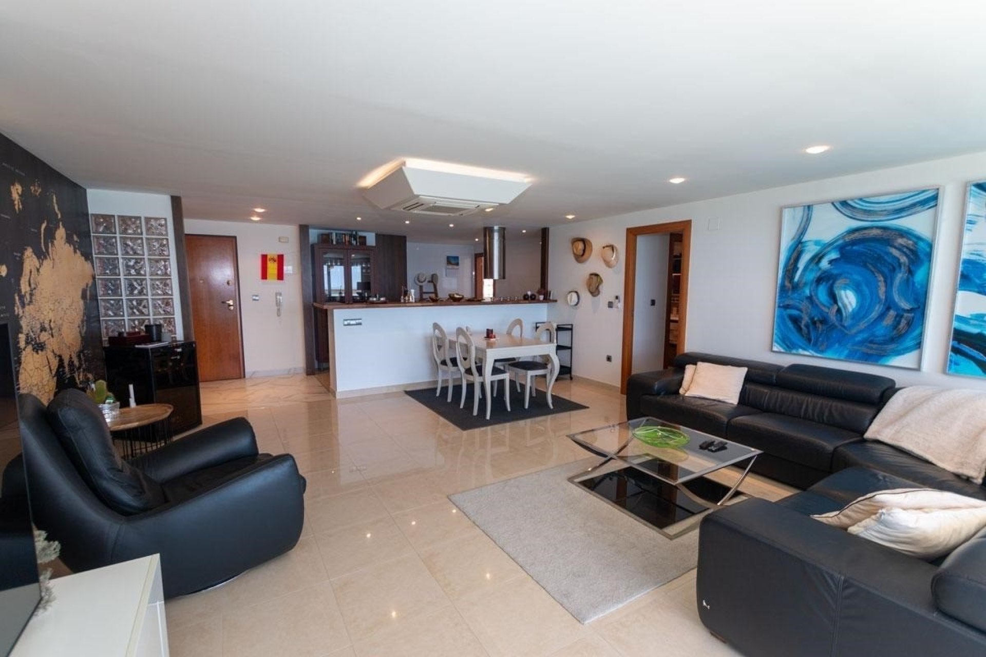 Reventa - Apartamento -
Torrevieja - Playa Del Cura