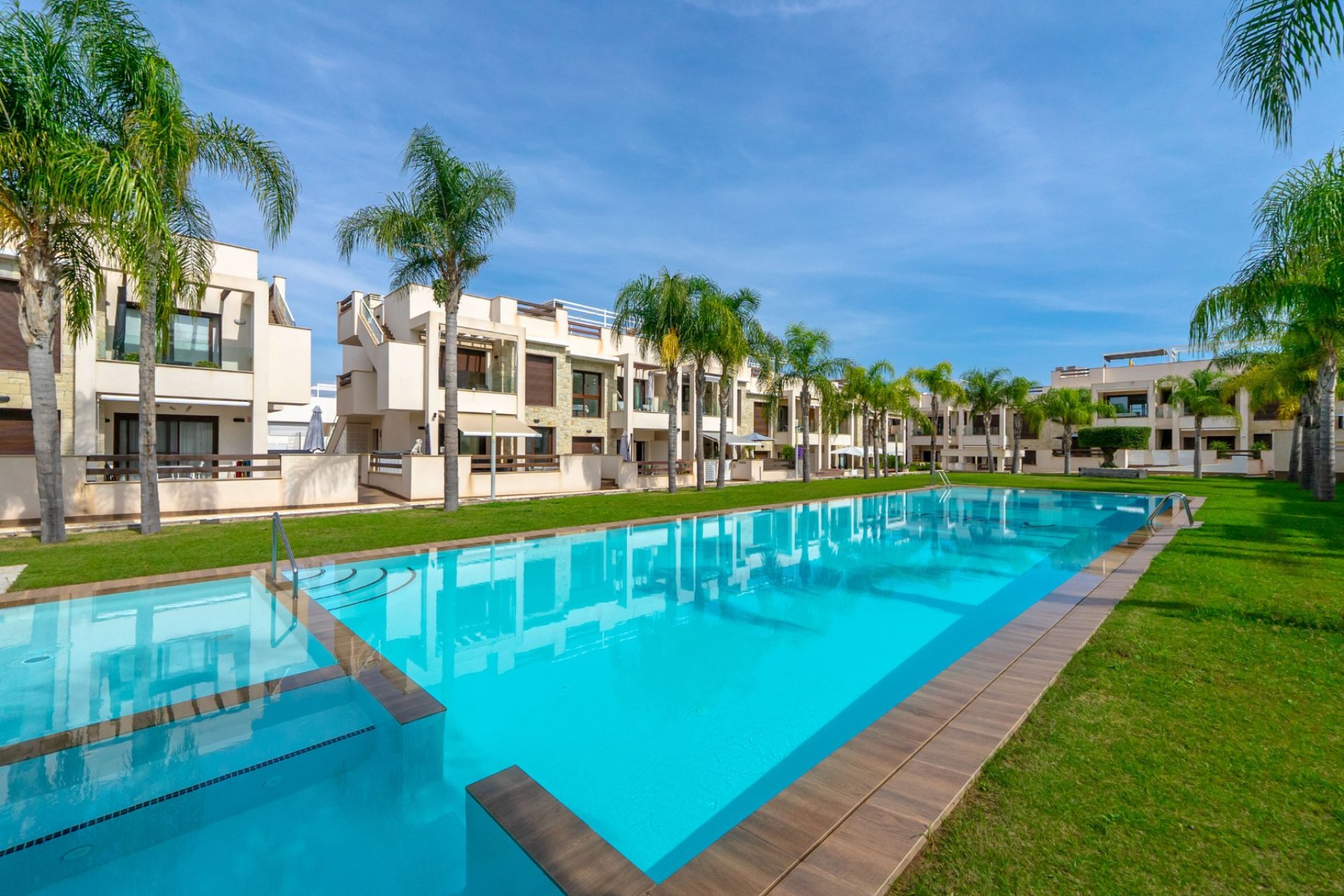 Reventa - Apartamento -
Torrevieja