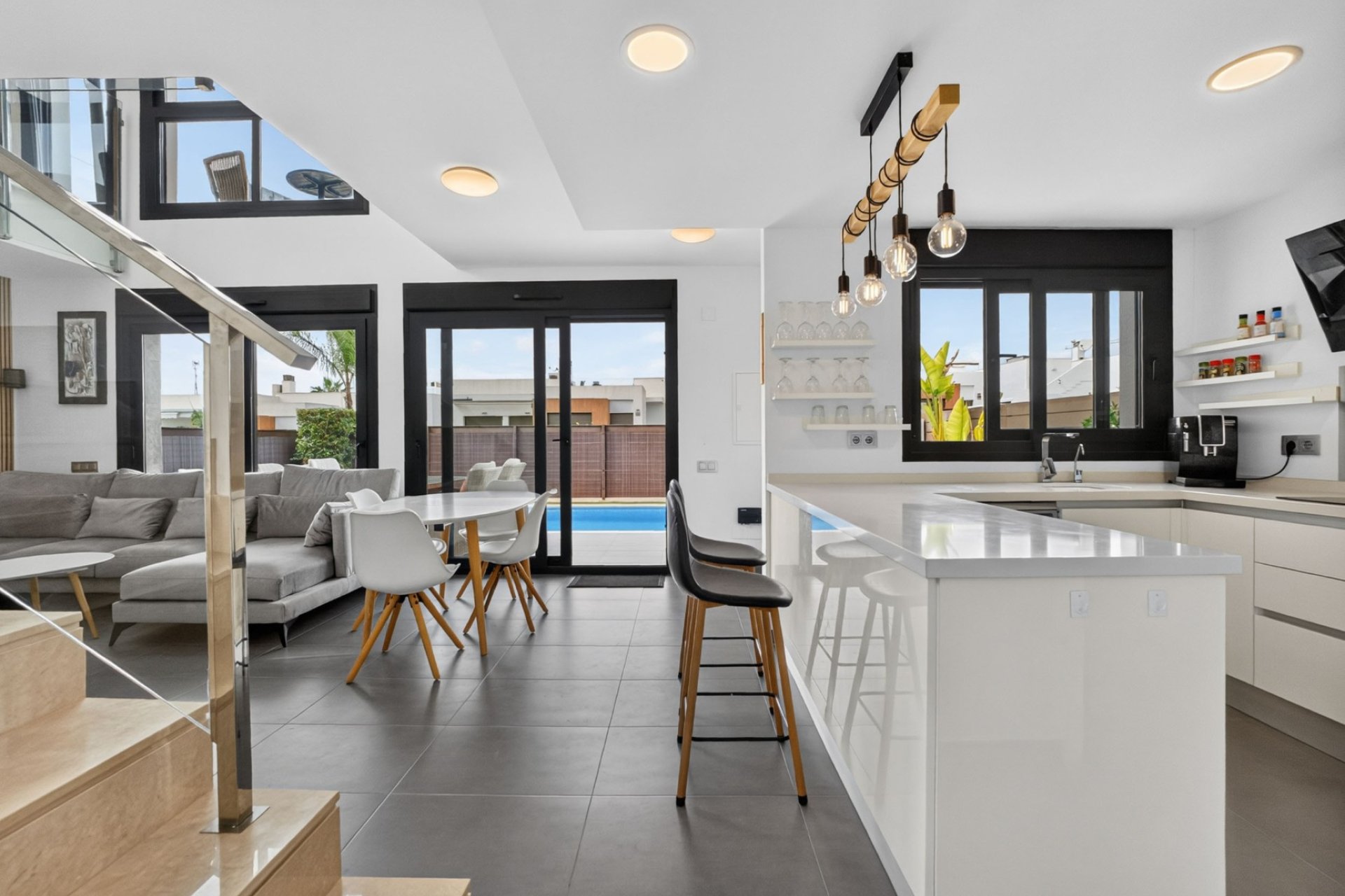 Reventa - Villa -
Orihuela Costa - Orihuela