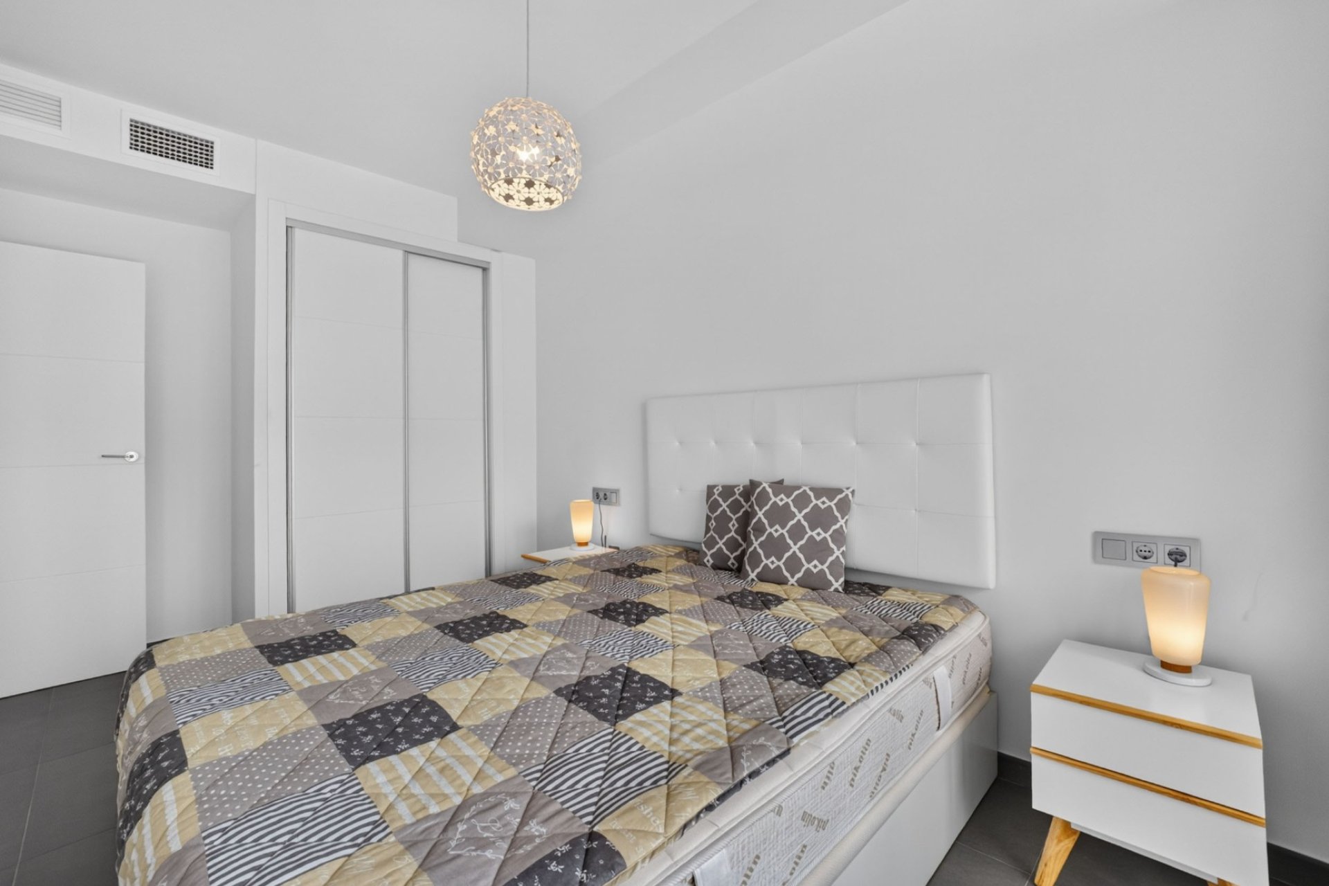 Reventa - Villa -
Orihuela Costa - Orihuela