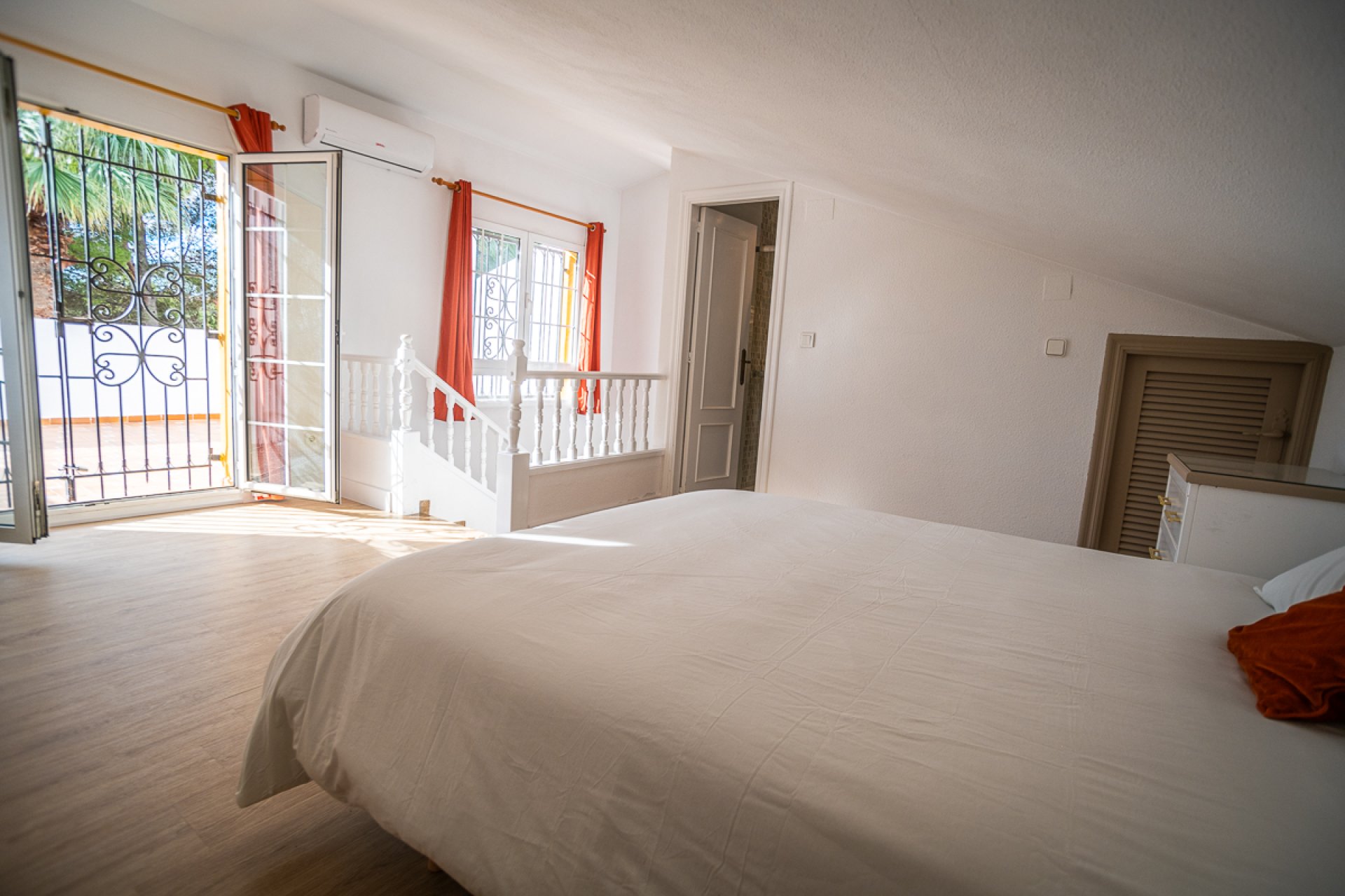 Reventa - Villa -
Orihuela Costa - Villamartín