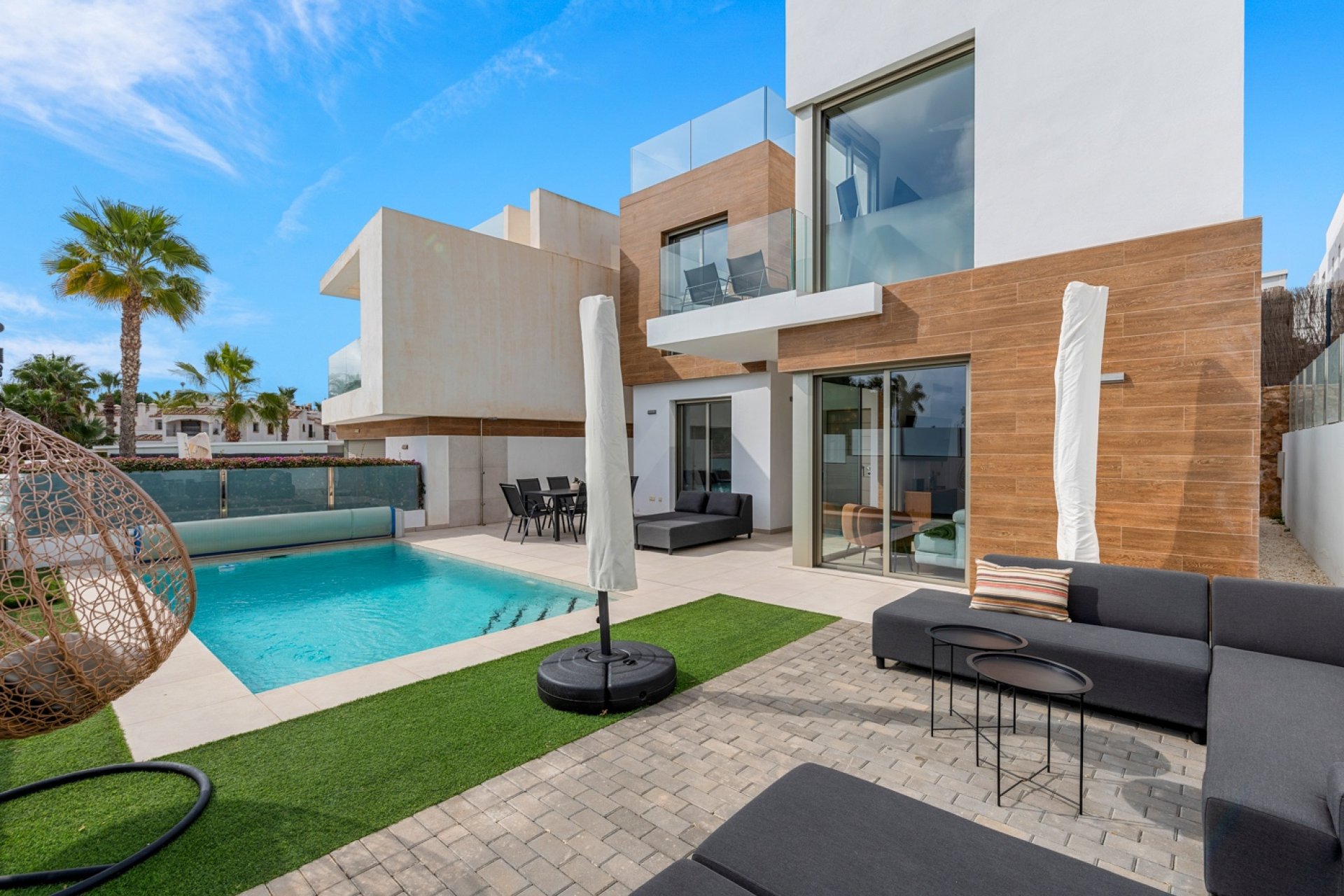 Reventa - Villa -
Orihuela Costa - Villamartín