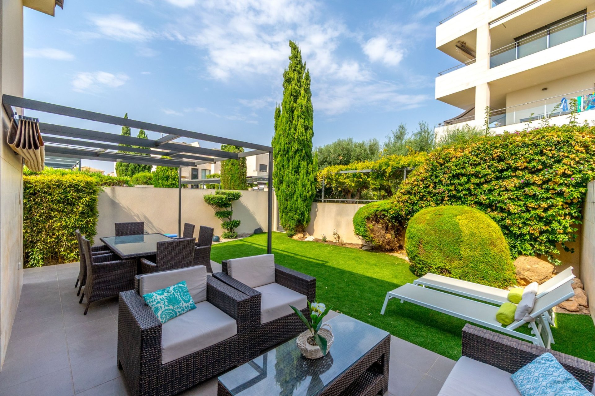 Reventa - Villa -
Villamartín - Los Dolses