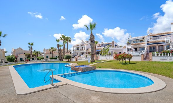Villa - Gensalg - Orihuela Costa -
                Los Dolses