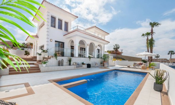 Villa - New Build -
        Ciudad Quesada - NBH-75548