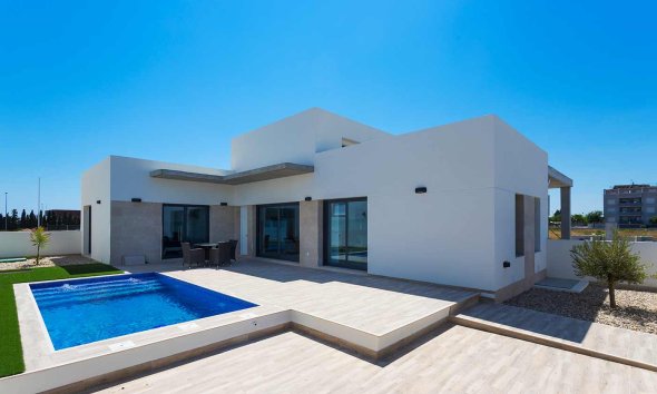 Villa - New Build -
        Daya Nueva - NBH-61598