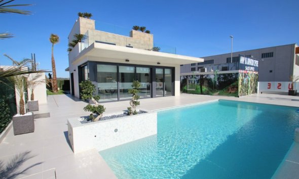 Villa - Nybyggeri -
        San Miguel de Salinas - NBH-68530