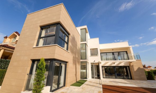Villa - Nybyggeri - Torrevieja -
                Torrevieja